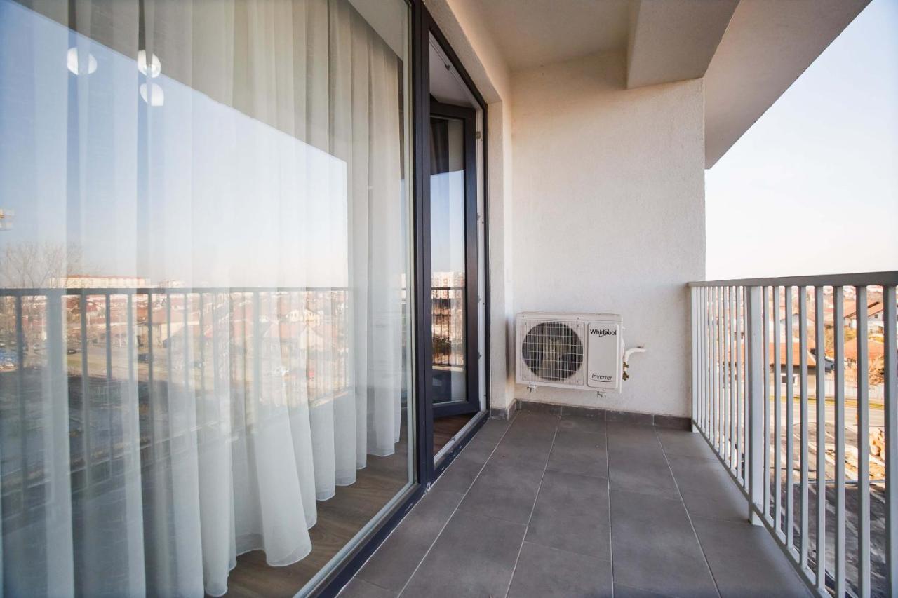 Bright & Elegant Central Apartment Oradea Exteriör bild